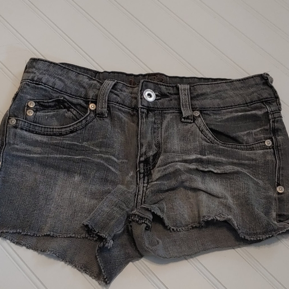 Ultra Love gray wash shorts - Picture 1 of 4